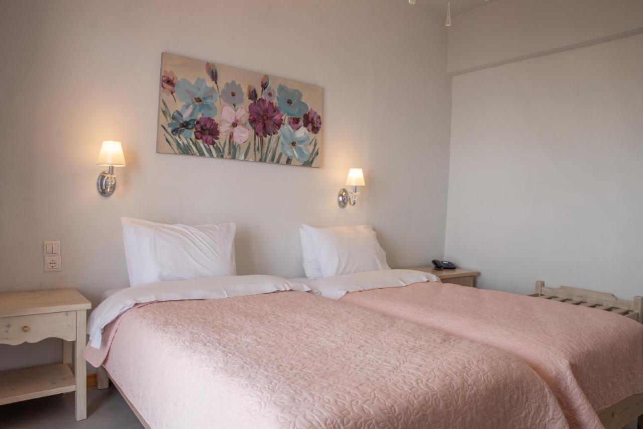 Marabou Hotel Chorefto エクステリア 写真