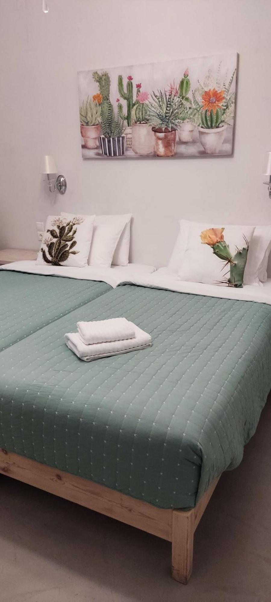 Marabou Hotel Chorefto エクステリア 写真